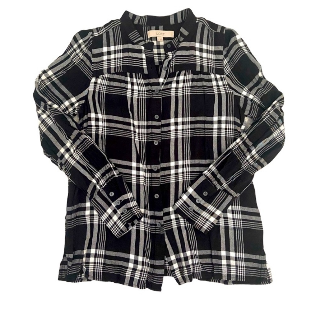 LOFT BLACK & WHITE PLAID SHIRT SIZE SMALL